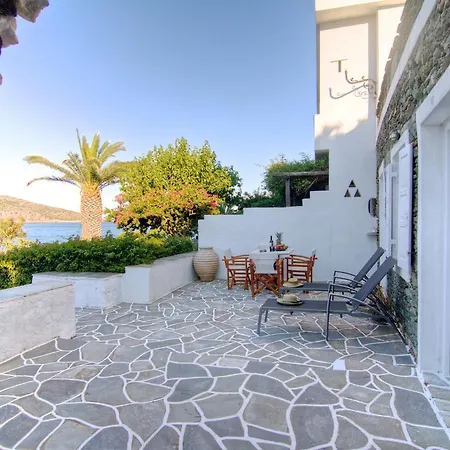 Platys Gialos Sifnos מלון