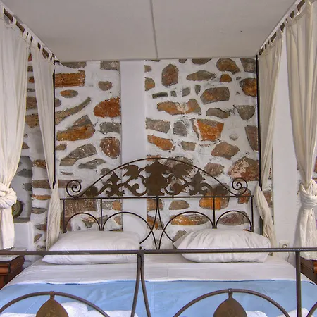 Platys Gialos Sifnos