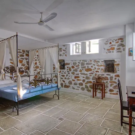 Platys Gialos Sifnos Platis Gialos (Sifnos)