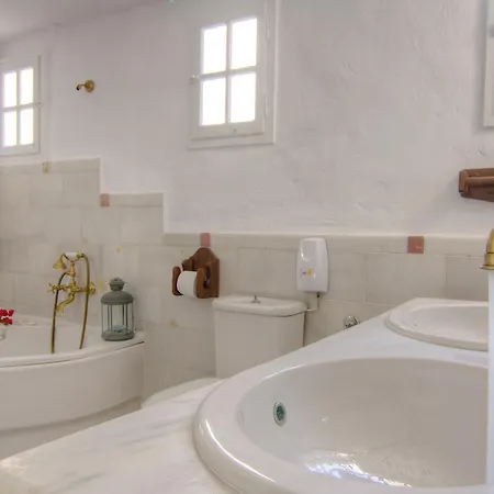 Hotel Platys Gialos Sifnos 3*