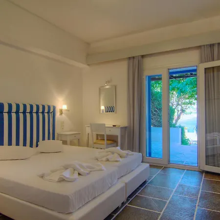 Hotel Platys Gialos Sifnos 3*