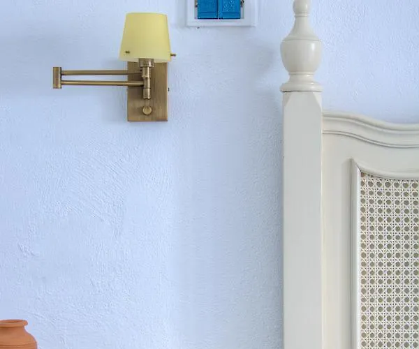 Platys Gialos Sifnos Hotel 3*