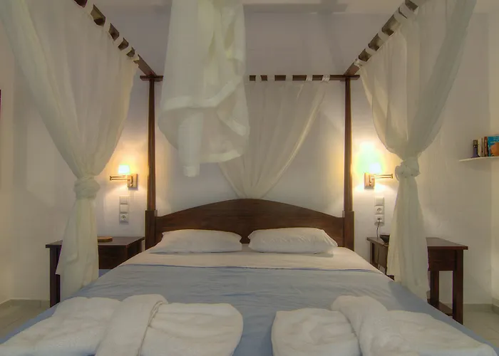 Platys Gialos Sifnos Hotel 3*